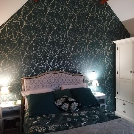 Le clos des augers. Chambre Descartes Azay-sur-Cher Exterior foto